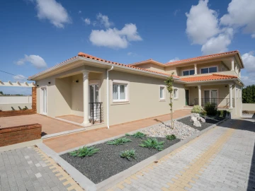 Moradia T4 para Venda em Marinha Grande