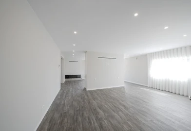Moradia T4 para Venda em Marinha Grande