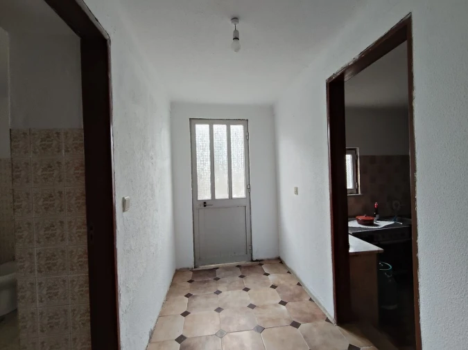 Moradia T3 para Venda em Avelar Foto 8