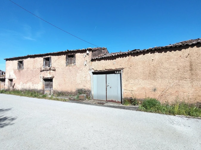 Moradia T4 para Venda em Alvaiázere