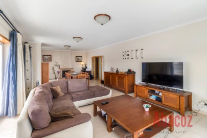 Apartamento T4 para Venda em Portimão