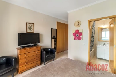 Apartamento T4 para Venda em Portimão