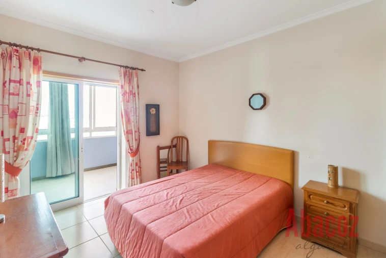 Apartamento T4 para Venda em Portimão Foto 13