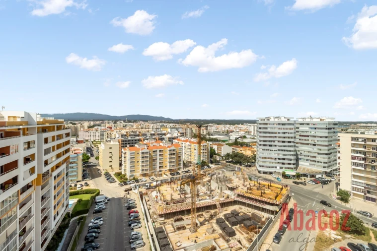 Apartamento T4 para Venda em Portimão Foto 20