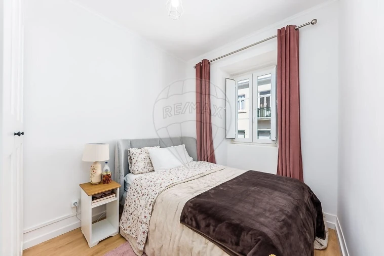 Apartamento T2 para Venda em Penha de França Foto 8