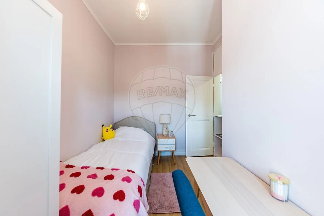 Apartamento T2 para Venda em Penha de França Foto 12