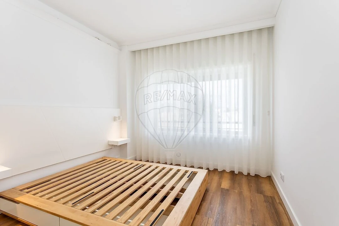 Apartamento T2 para Venda em Alvalade Foto 18