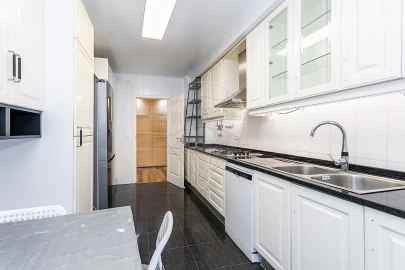 Apartamento T2 para Venda em Alvalade