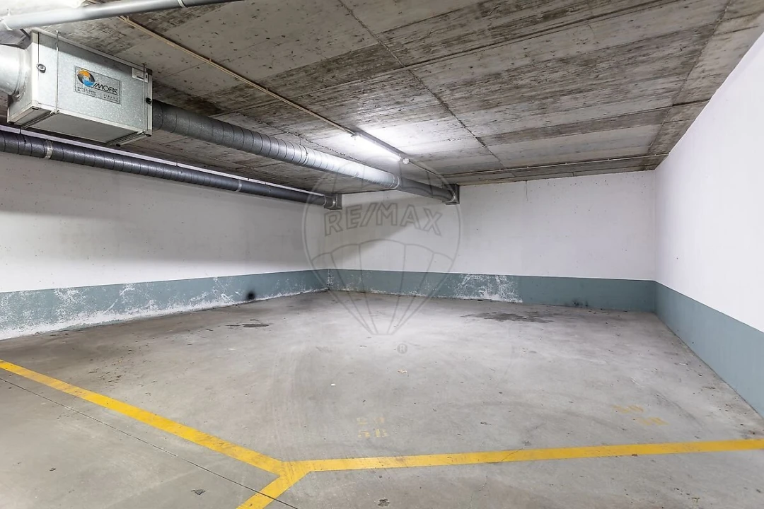 Apartamento T2 para Venda em Alvalade Foto 24