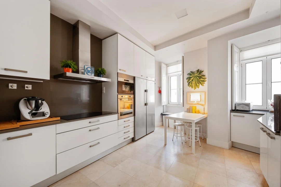 Apartamento T5 para Venda em Arroios Foto 19