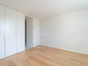 Moradia T4 para Venda em Aldoar, Foz do Douro e Nevogilde