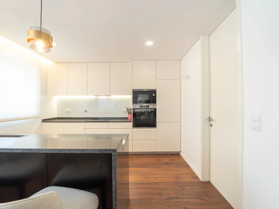 Apartamento T2 para Venda em Mafamude e Vilar do Paraíso Foto 3