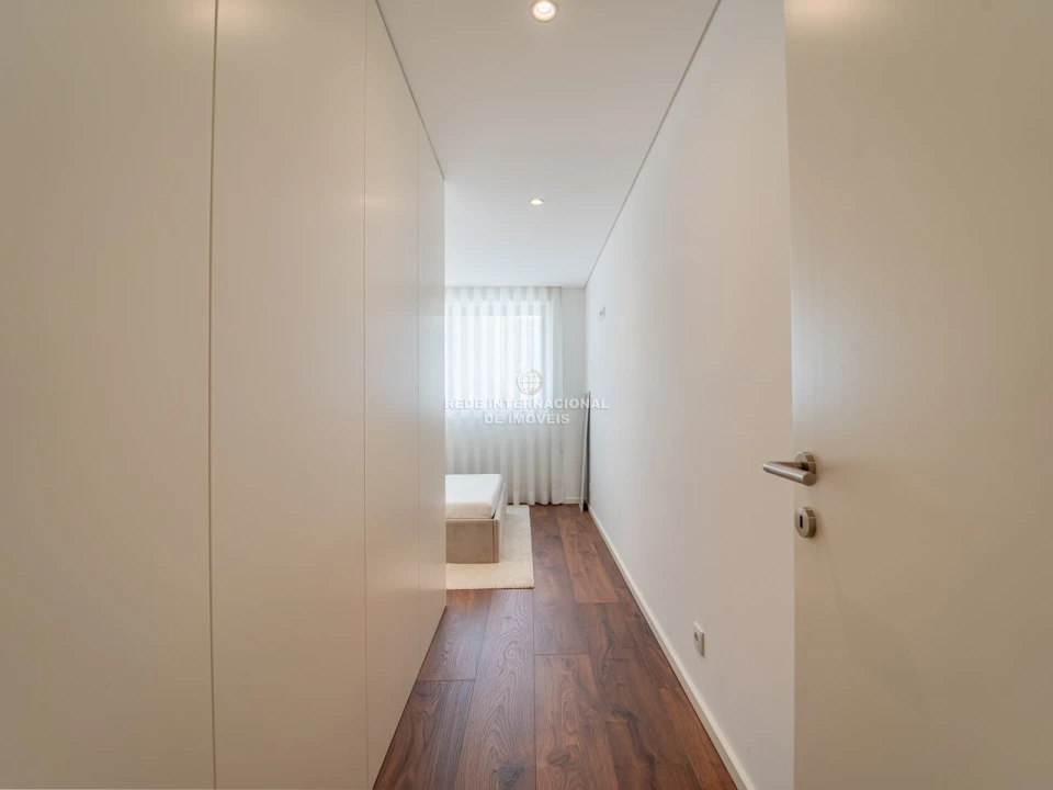 Apartamento T2 para Venda em Mafamude e Vilar do Paraíso Foto 35