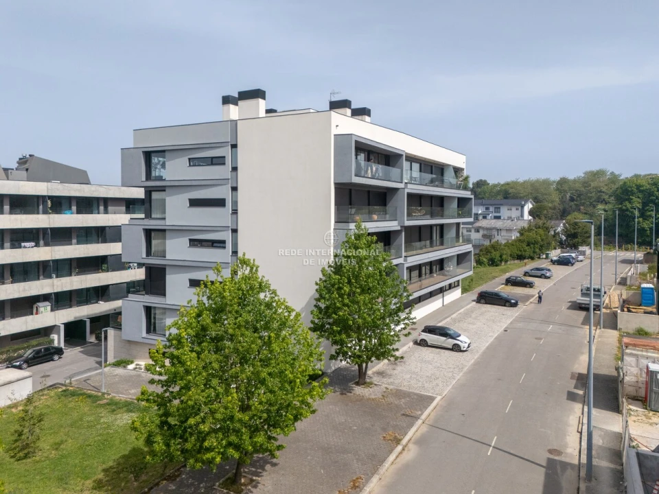 Apartamento T2 para Venda em Mafamude e Vilar do Paraíso Foto 16