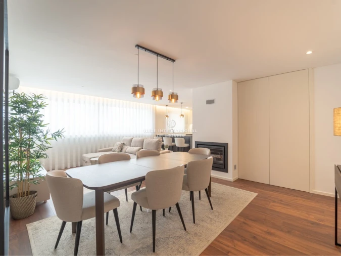 Apartamento T2 para Venda em Mafamude e Vilar do Paraíso Foto 24