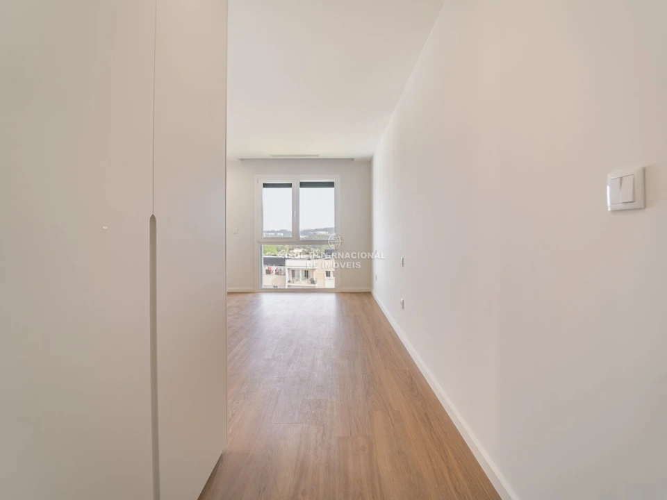 Apartamento T1 para Venda em Cidade da Maia Foto 16