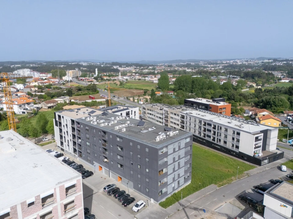 Apartamento T1 para Venda em Cidade da Maia Foto 24
