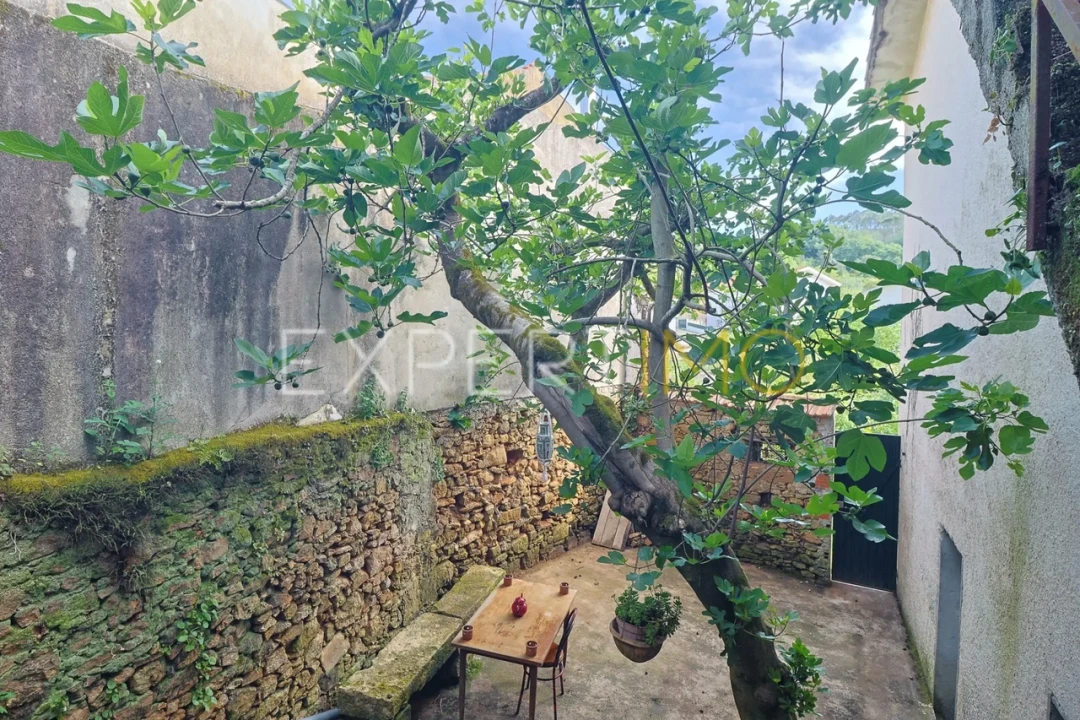 Moradia T3 para Venda em Almalagues Foto 5