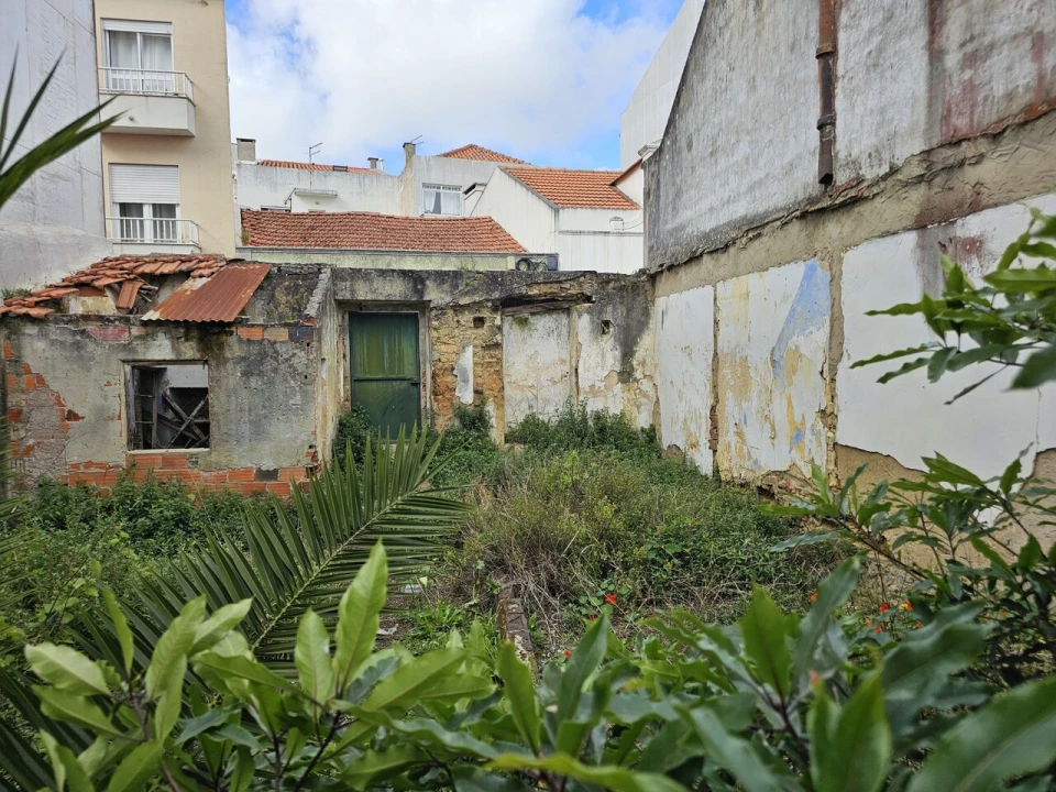 Prédio para Venda em Caldas da Rainha - Santo Onofre e Serra do Bouro Foto 4