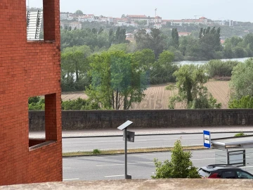 Escritório para Arrendamento em Santo Antonio dos Olivais