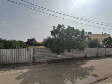 Terreno para Venda em Estômbar e Parchal