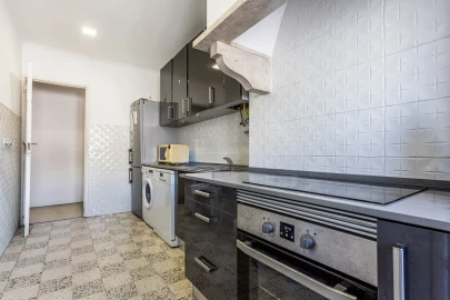 Quarto para Arrendamento em Arroios