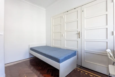 Quarto para Arrendamento em Arroios