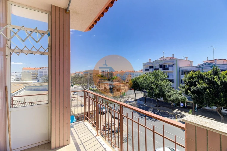 Apartamento T3 para Venda em Vila Real de Santo Antonio Foto 2