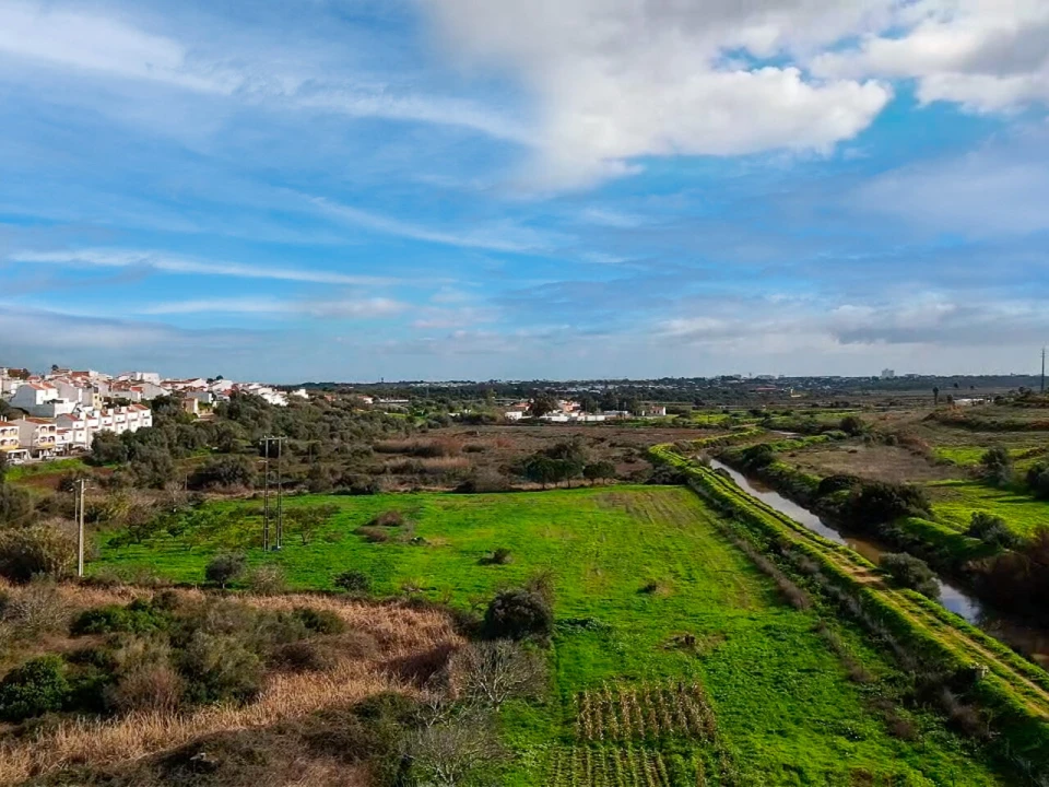 Terreno para Venda em Mexilhoeira Grande Foto 1