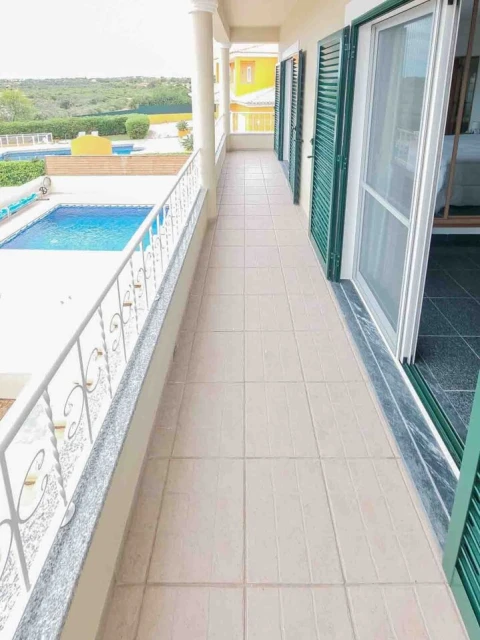 Moradia T4 para Venda em Lagoa e Carvoeiro