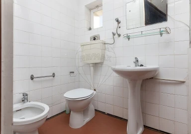 Moradia T5 para Venda em Sangalhos
