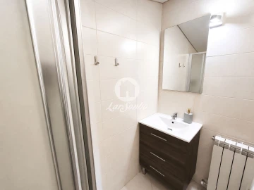 Apartamento T3 para Venda em Repeses e São Salvador