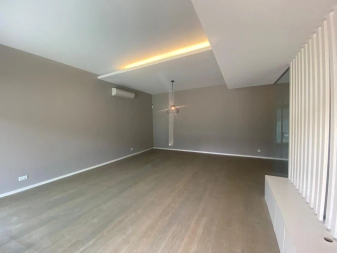 Apartamento T4 para Venda em Canidelo Foto 5