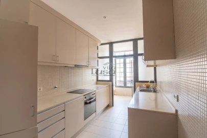 Apartamento T2 para Arrendamento em Arcozelo
