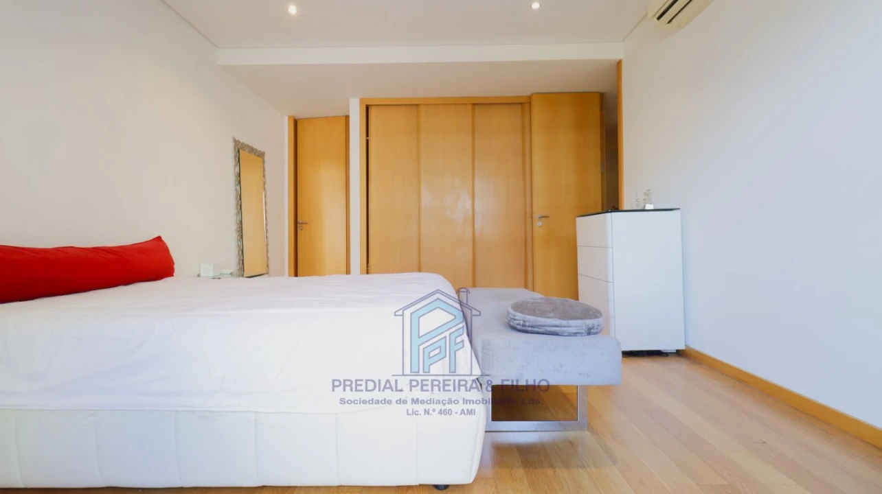 Apartamento T2 para Venda em Rio Tinto Foto 20