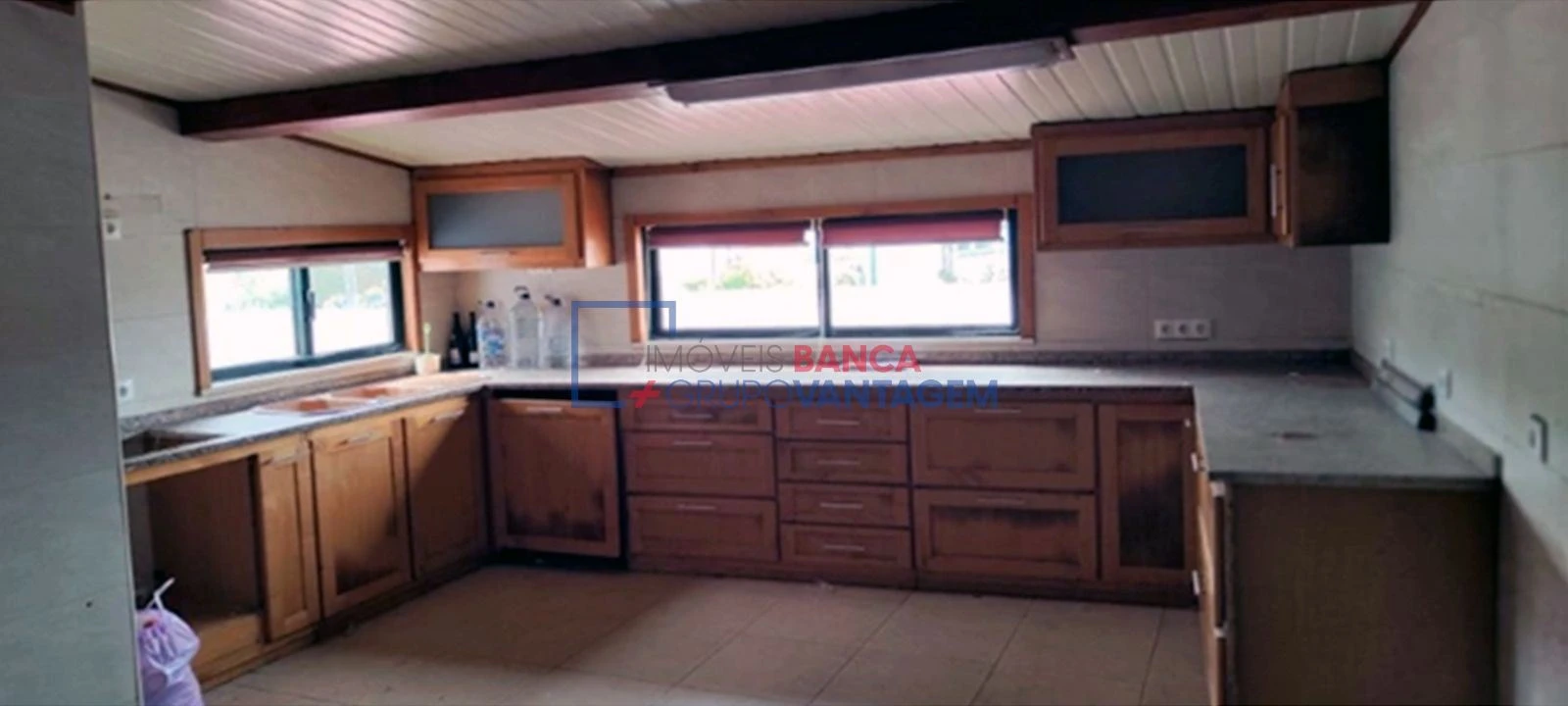 Moradia T4 para Venda em Vila Nova de Monsarros Foto 4