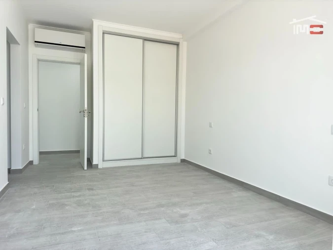 Moradia T5 para Venda em Atalaia e Alto Estanqueiro-Jardia Foto 21