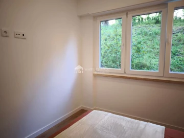 Apartamento T2 para Venda em Benfica