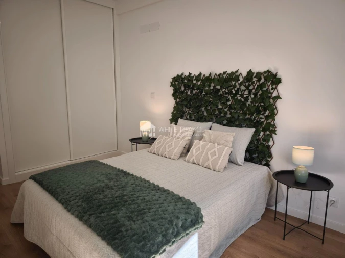 Apartamento T2 para Venda em Benfica Foto 4