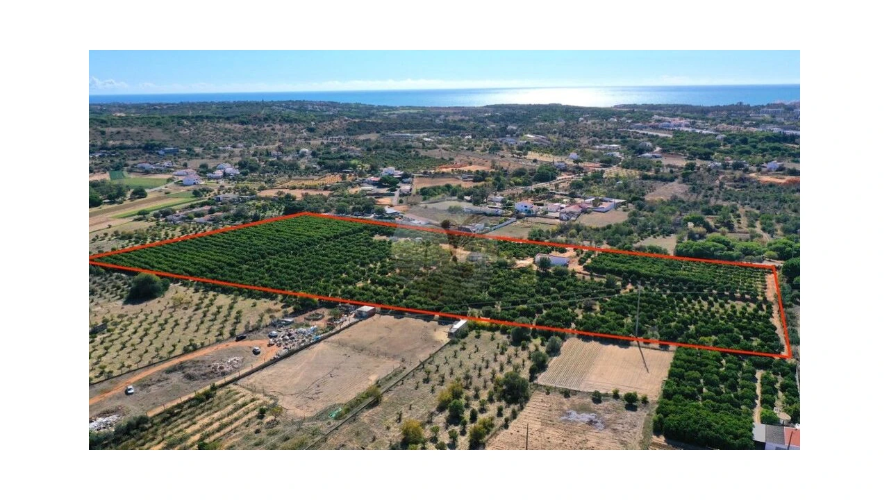 Terreno para Venda em Quarteira Foto 13