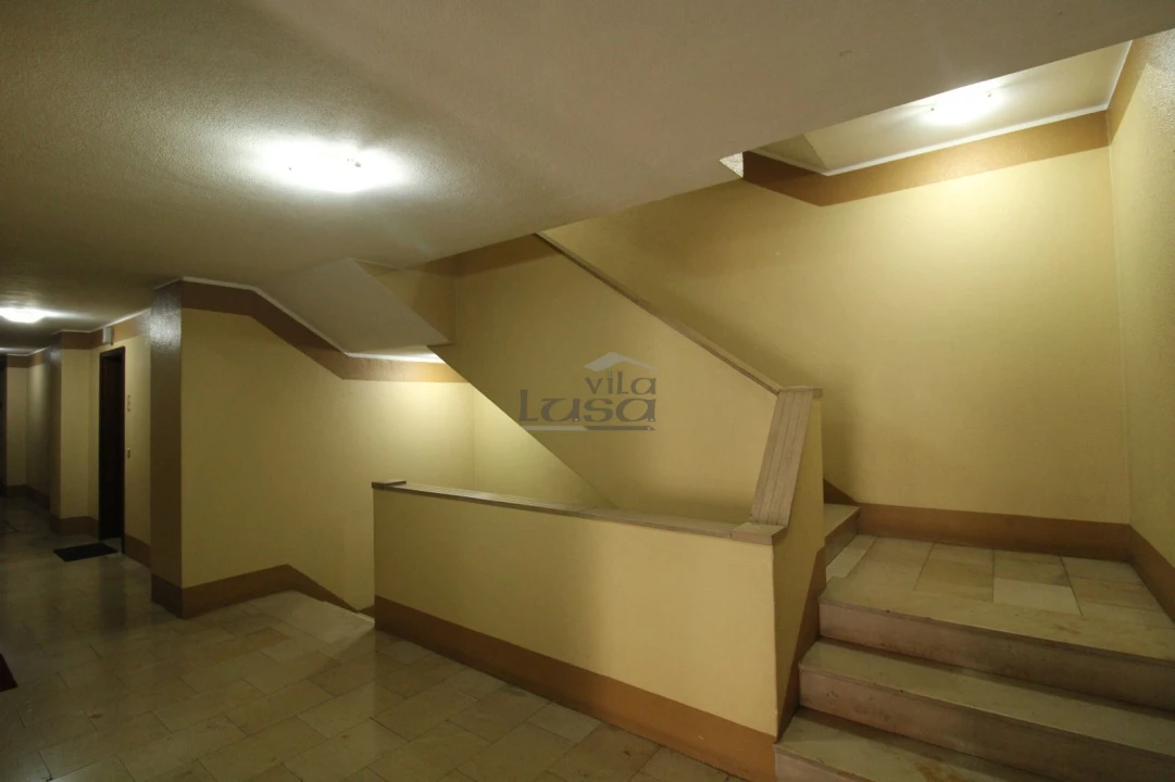Apartamento T1 para Arrendamento em Paranhos Foto 11