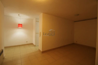 Apartamento T1 para Arrendamento em Paranhos