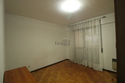 Apartamento T1 para Arrendamento em Paranhos