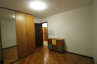 Apartamento T1 para Arrendamento em Paranhos