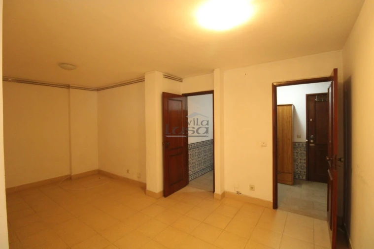 Apartamento T1 para Arrendamento em Paranhos Foto 2