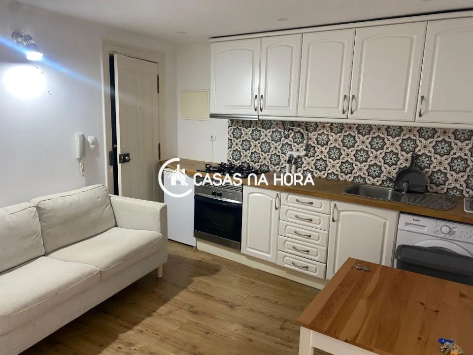 Apartamento T1 para Venda em Santa Maria Maior Foto 1