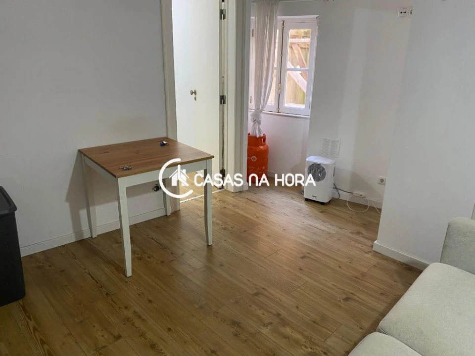 Apartamento T1 para Venda em Santa Maria Maior Foto 5