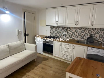 Apartamento T1 para Venda em Santa Maria Maior