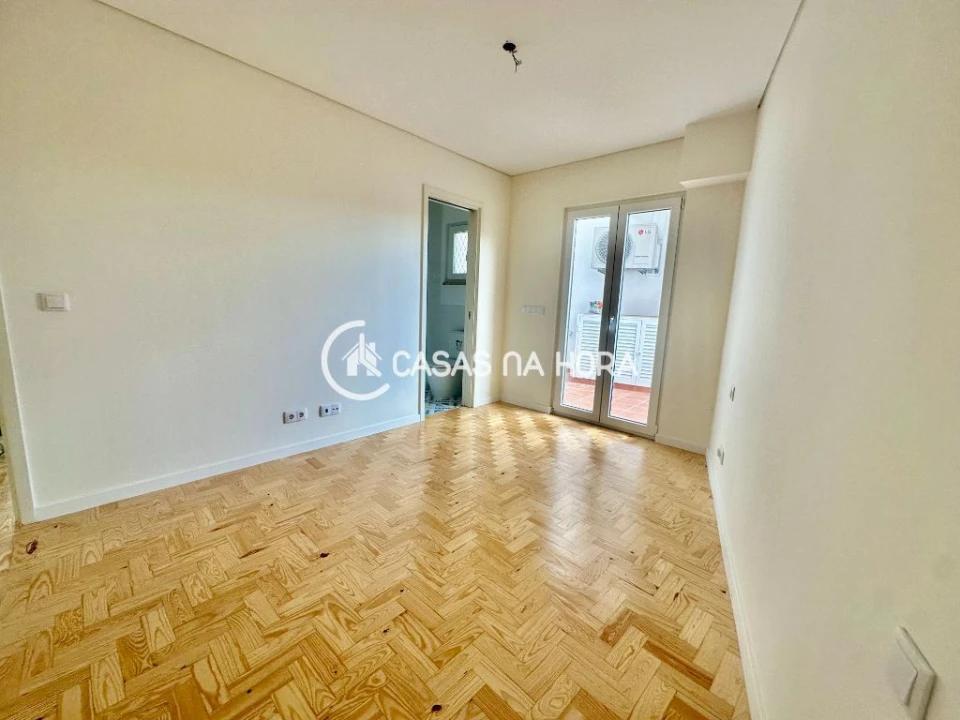 Apartamento T2 para Arrendamento em Alcochete Foto 13