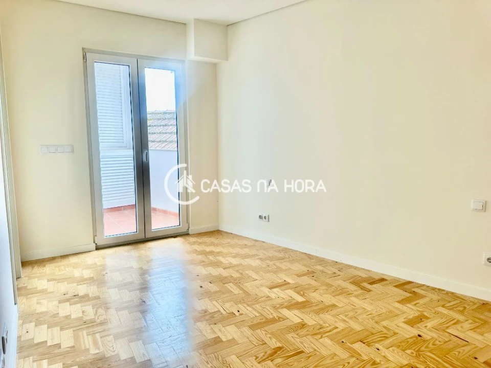 Apartamento T2 para Arrendamento em Alcochete Foto 14